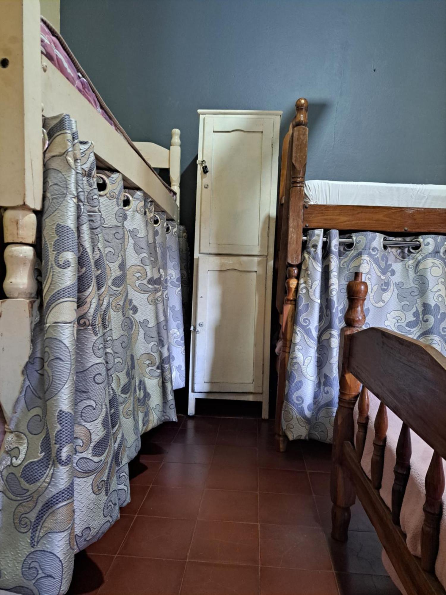 Hummingbird Hostel Ciudad del Este Luaran gambar