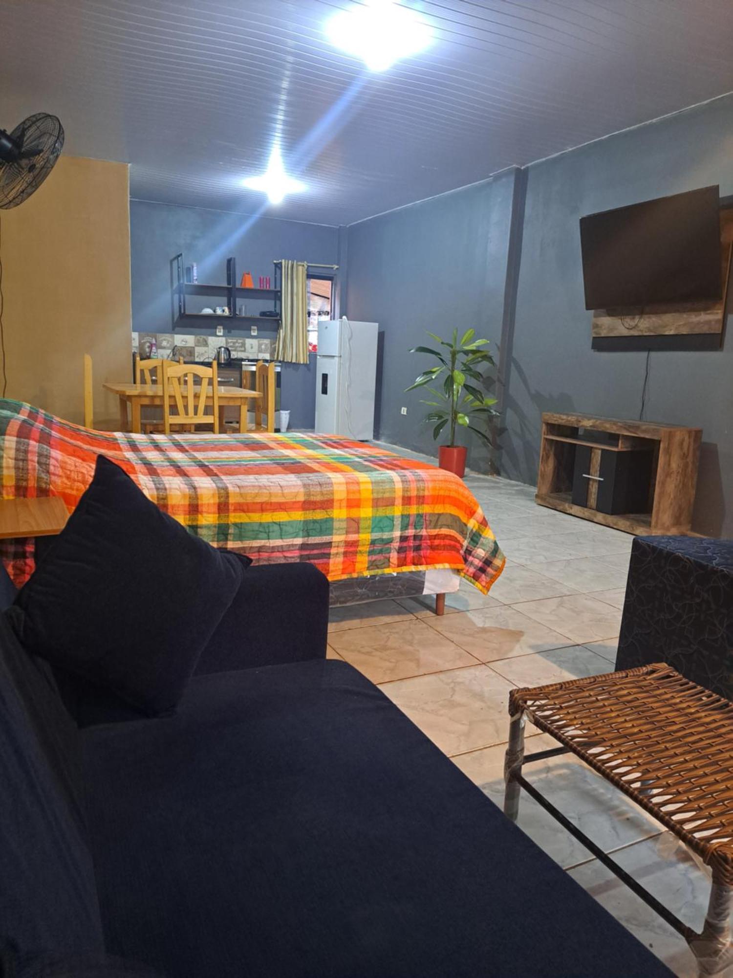 Hummingbird Hostel Ciudad del Este Luaran gambar