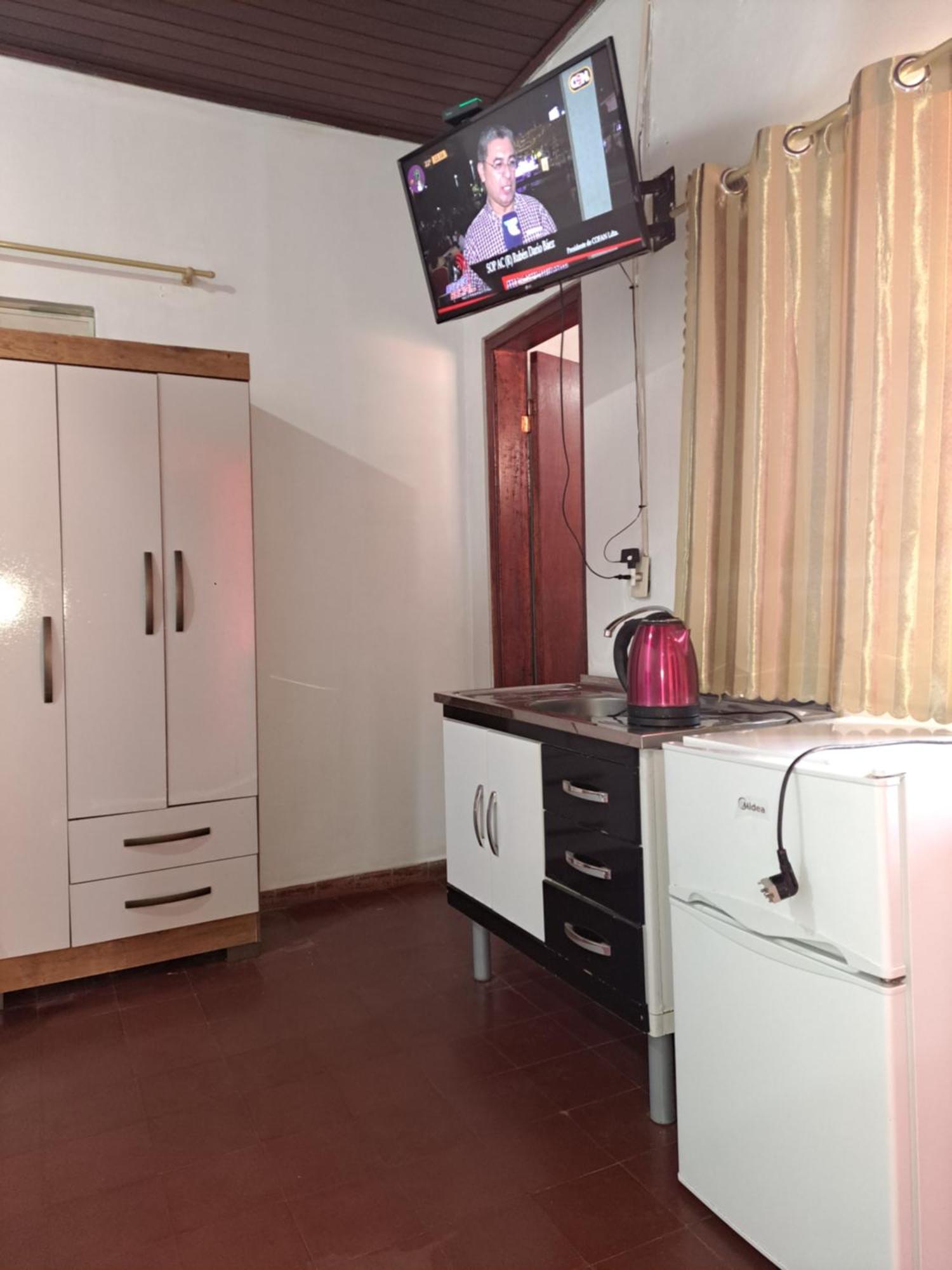 Hummingbird Hostel Ciudad del Este Luaran gambar